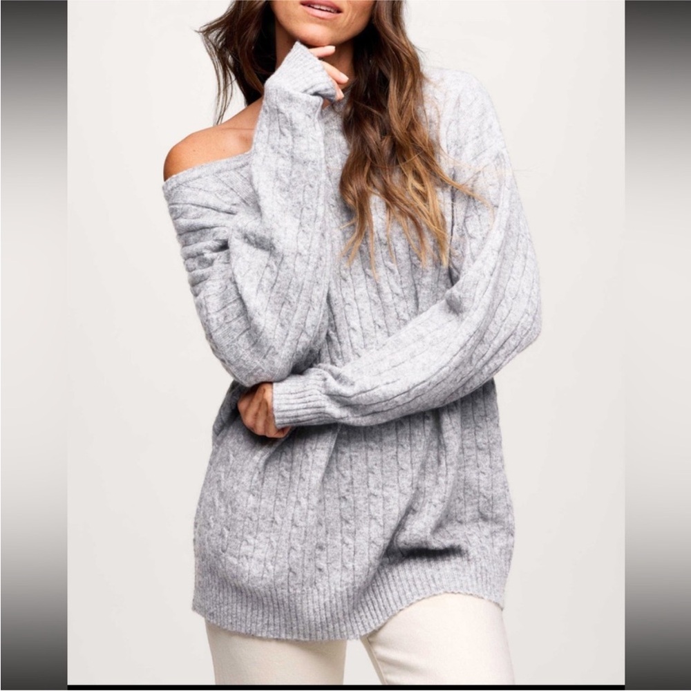 Ladies Nuuds Brand Heather‎ Grey Cable Knit Oversized Sweater Size Small